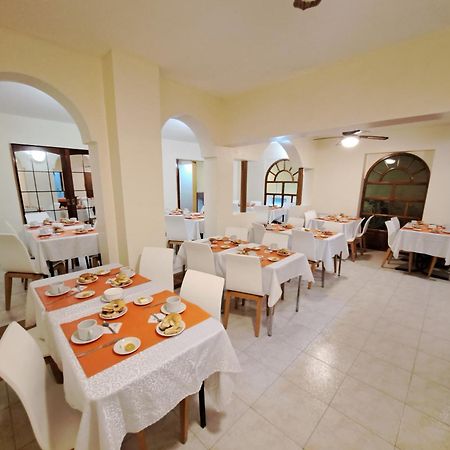 Hotel Provincia Trelew Exterior photo